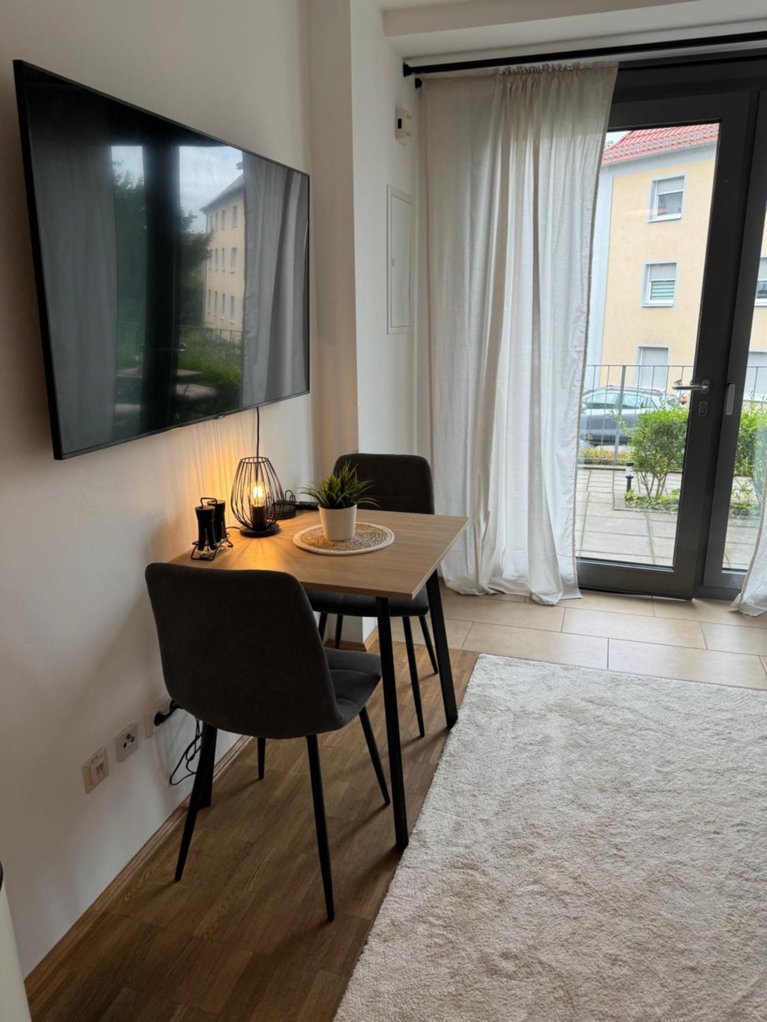 Moderne Ferienwohnung Mit Terrasse Würzburg Eksteriør billede